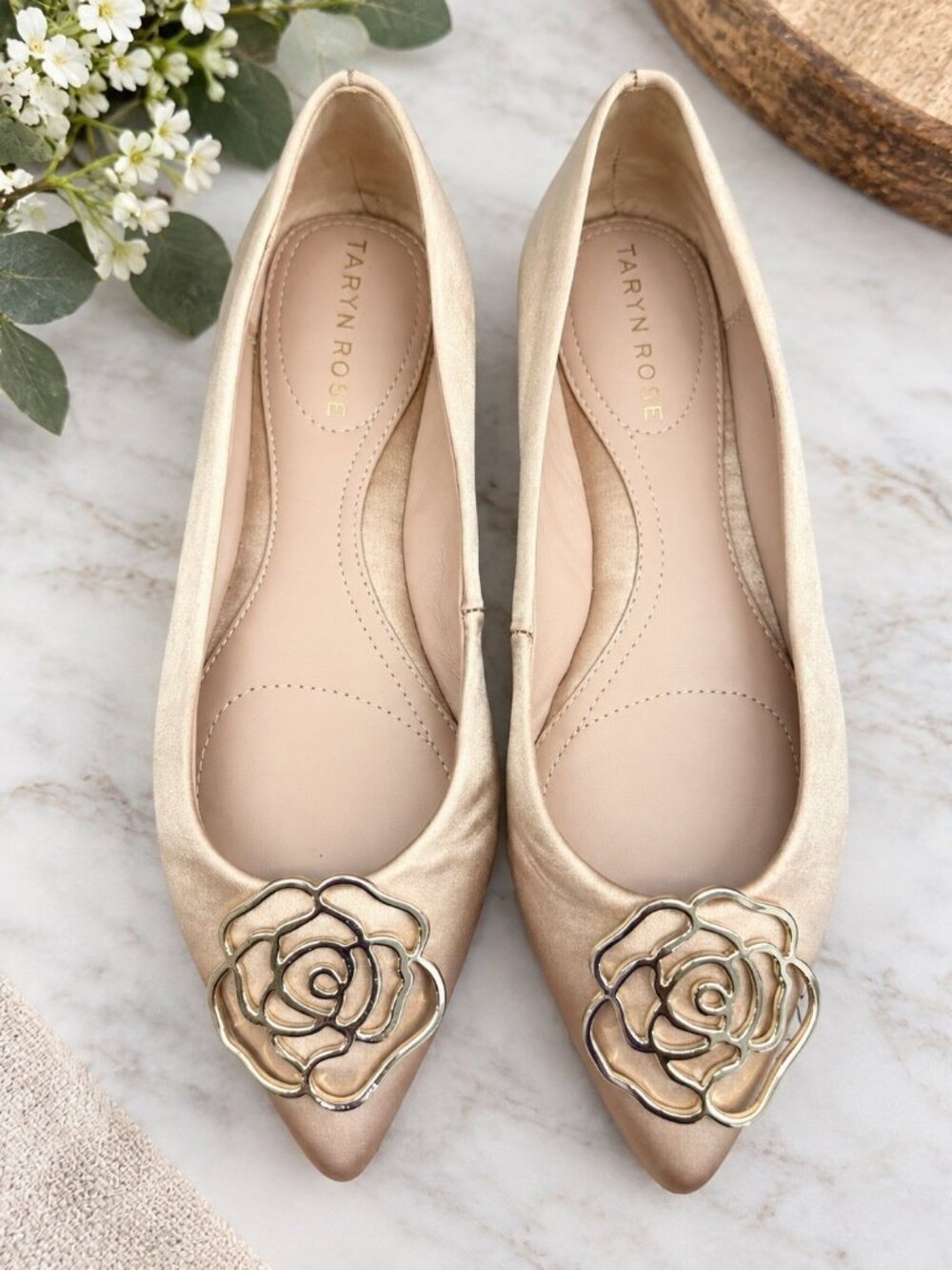 Taryn Rose Fiona Rose Gold Pointed Toe Floral Ballet Flats Coquette Size 5